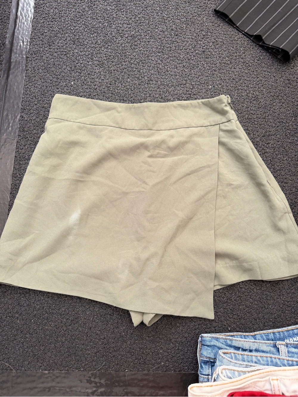 Forever 21 Olive Wrap-Front Women’s Shorts